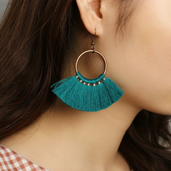 Circle Tassel Fringe Earrings - Picture 3 of 3
